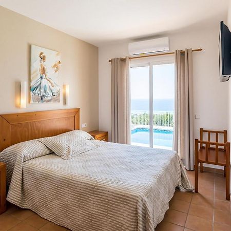 Villa Camamilla By Menorca Vacations Son Bou Eksteriør billede