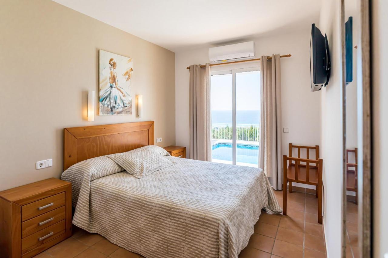 Villa Camamilla By Menorca Vacations Son Bou Eksteriør billede