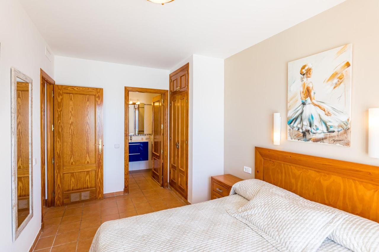 Villa Camamilla By Menorca Vacations Son Bou Eksteriør billede
